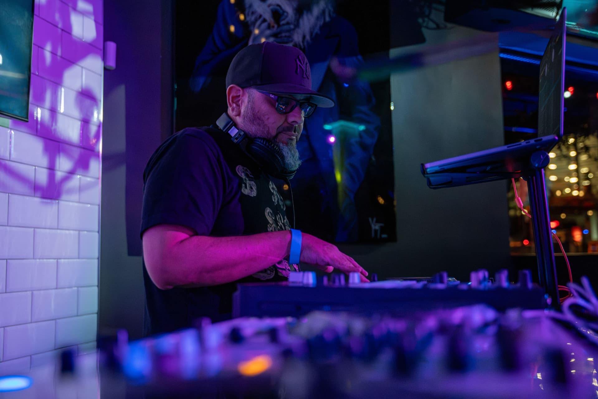 DJ T-wreXX